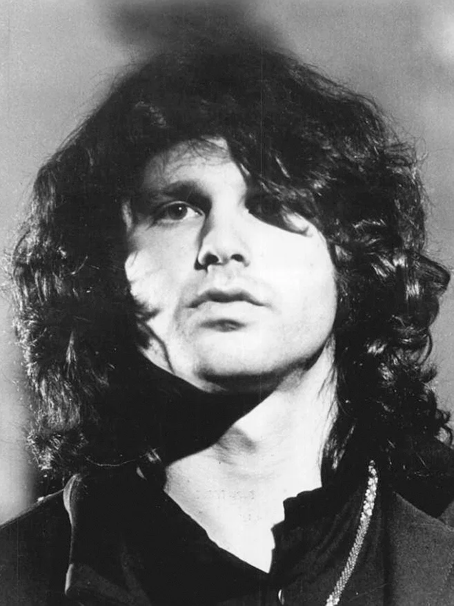 Jim Morrison portréja 1969-ből, fekete-fehér fotó